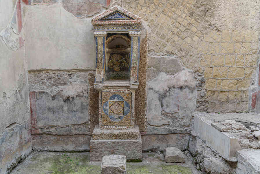 217 - Italia - Herculano - parque arqueológico de Herculano - Casa del Esqueleto.jpg